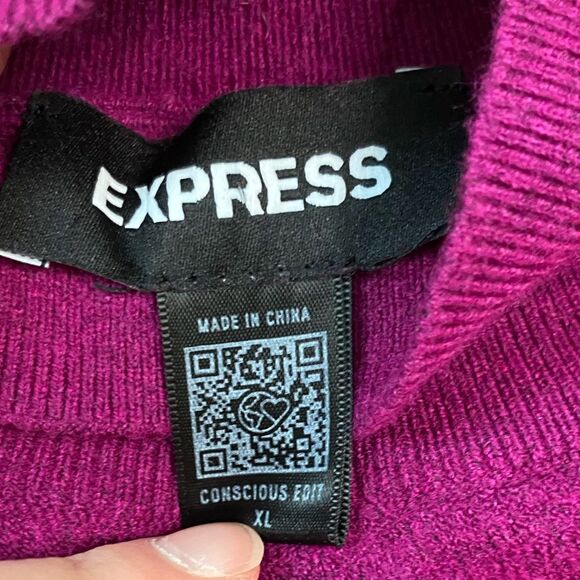 EXPRESS Fuchsia Ultra Soft Ruched Shoulder Mock Neck Sweater - Picture 6 of 8